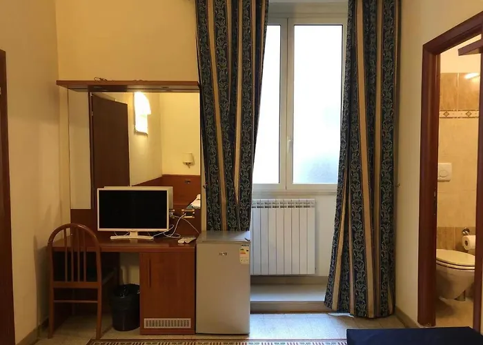 Cavour 3*