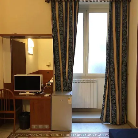 Cavour 3*